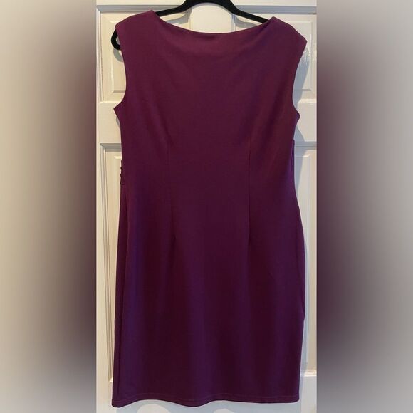 Spense Sleeveless Midi Sheath Dress Plum Purple & Black Faux Leather Size 10 - Picture 3 of 6